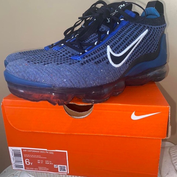 [SOLD] Nike Air Vapormax 2021 FK (GS) - Picture 7 of 8